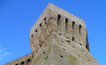 Torrione poligonale della Fortezza di Acquaviva Picena