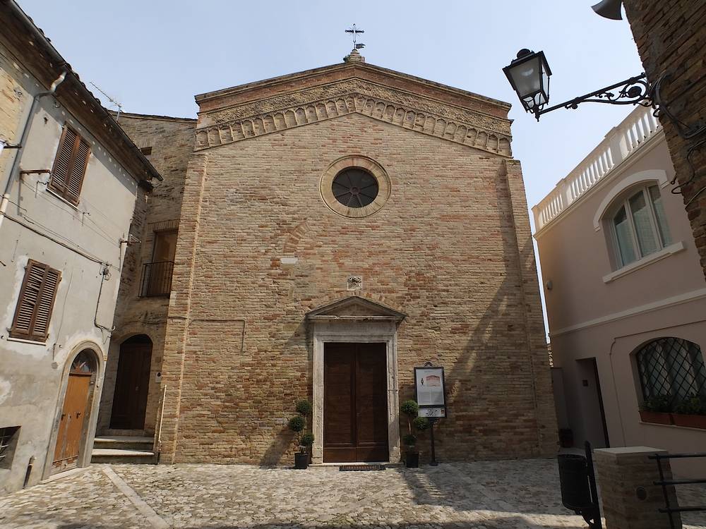 Chiesa di San Rocco-Costruzione in stile romanico